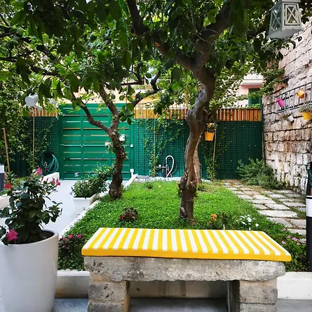 Dimora Mantiello Bed & Breakfast 3*